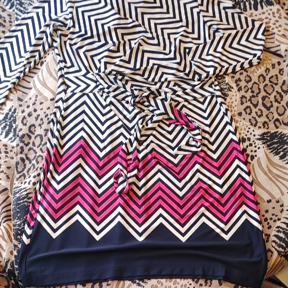 Donna Morgan Chevron Patterned Midi Dress